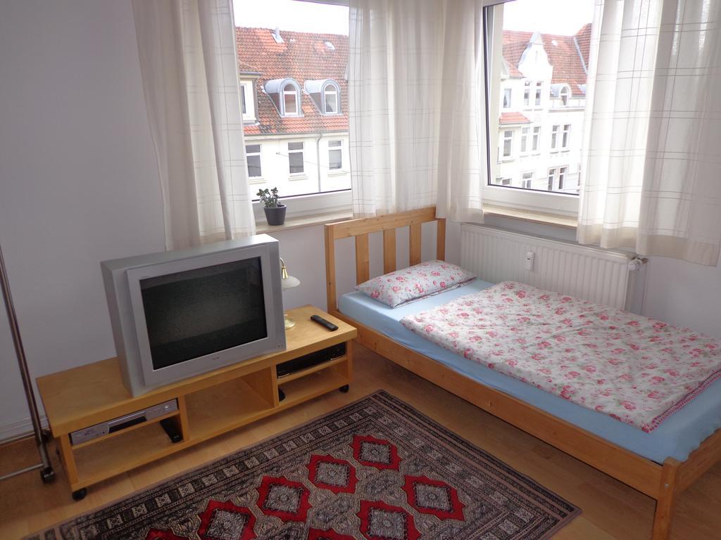Apartments Naehe Messe - Room Agency Hannover Oda fotoğraf